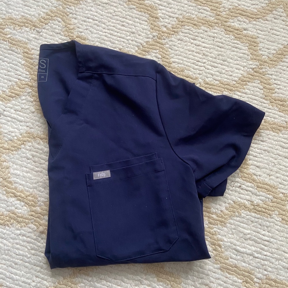 Mens Medium Figs Scrub Top Navy